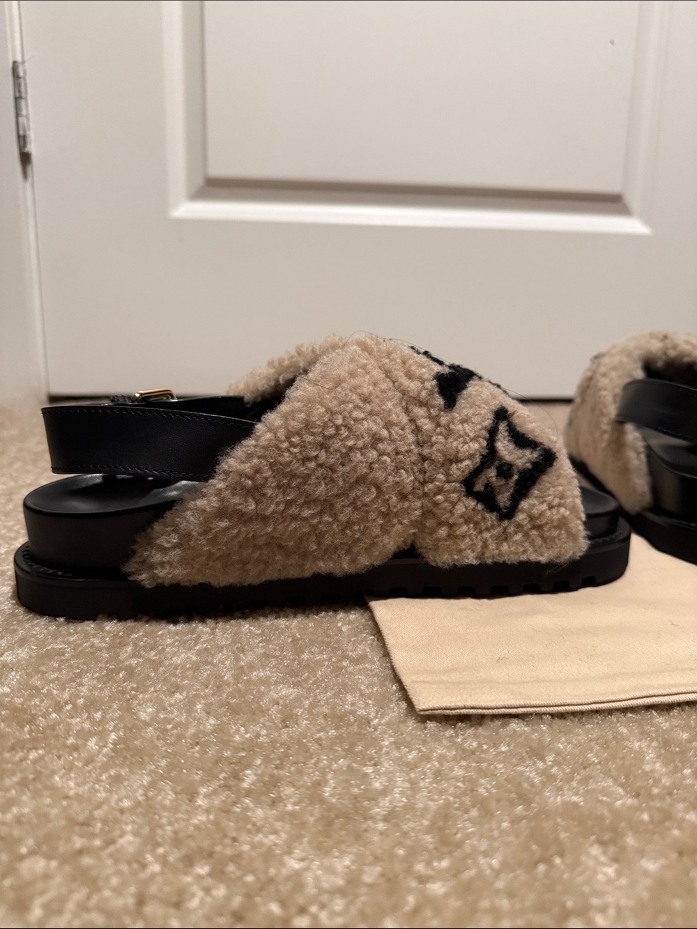 Louis Vuitton Beige Shearling Sandals with Black LV Motif - Picture 6 of 6